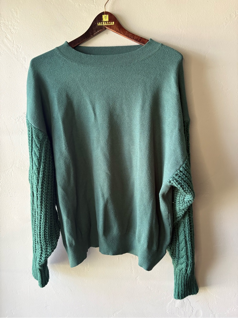 VICI Hunter Green Collection Cable Knit Sleeve Sweatshirt ~ L